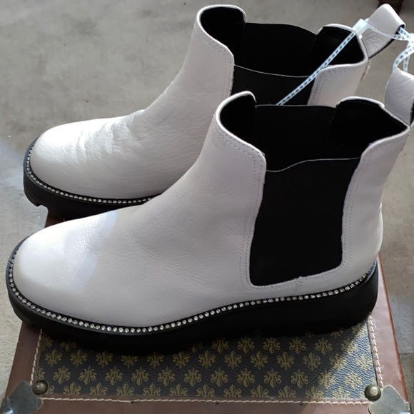 Chelsea Booties from Karl Lagerfeld Paris, White w/Rhinestones Trim Lug Sole NEW - Picture 3 of 11